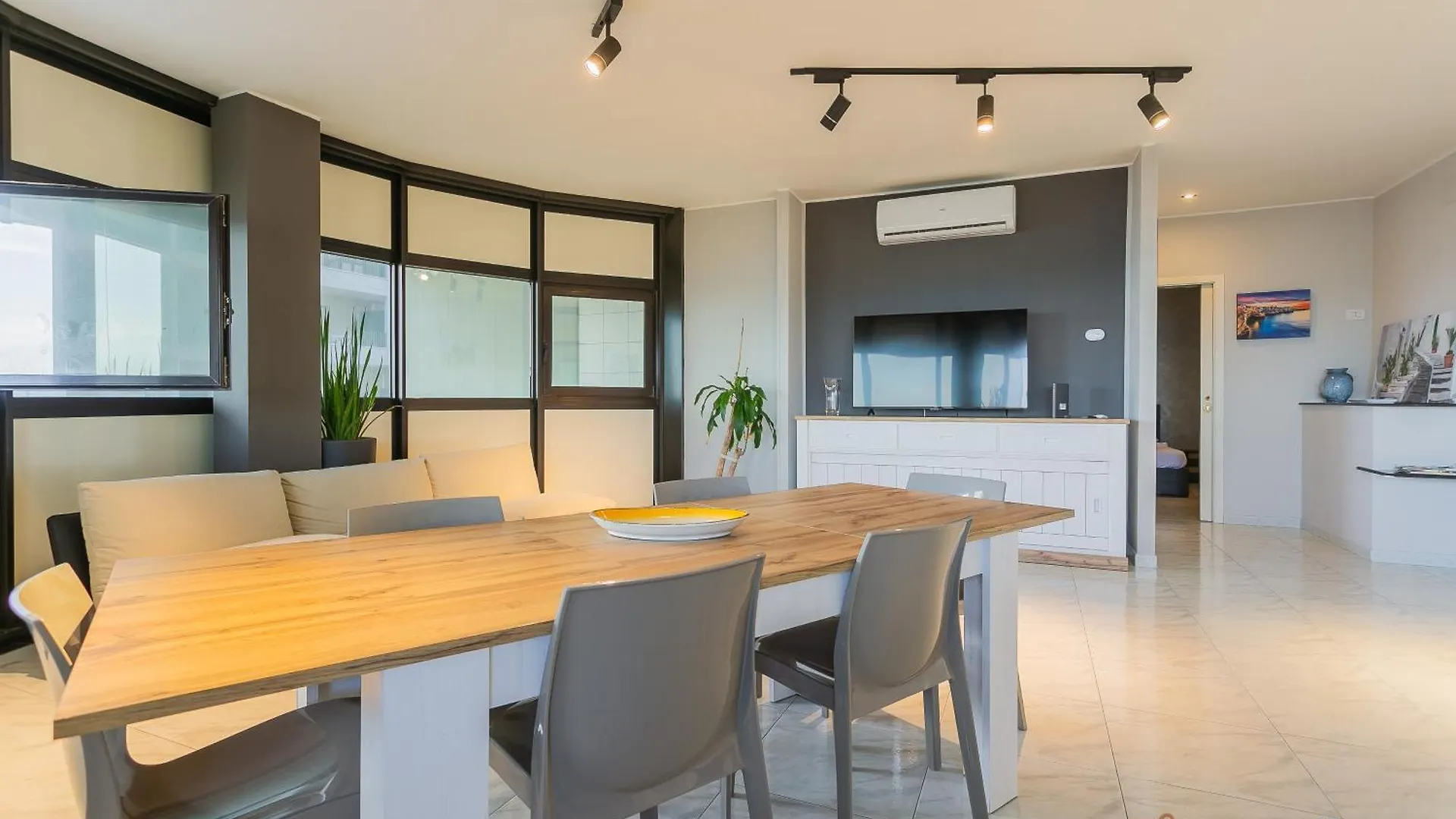 The Boat Apartment By Apulia Accommodation Bari